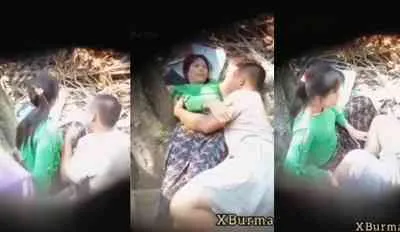 ခြုံကြားမှ ခိုးဘုနေတဲ့မမတို့အတွဲ ချောင်းရိုက်